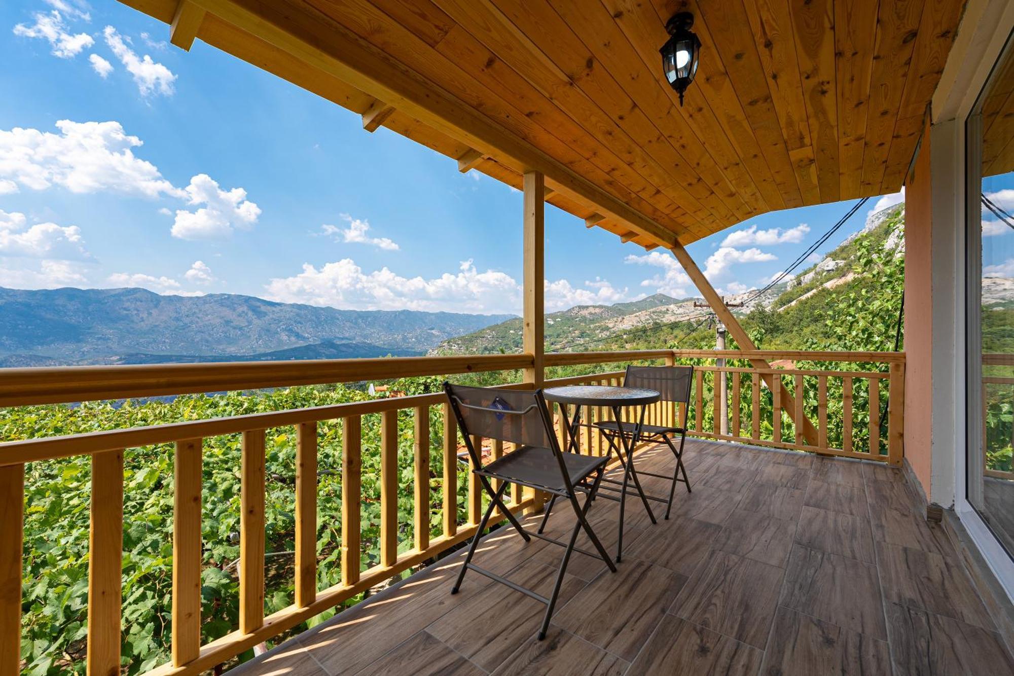 Апартаменты Ostrog Retreat Povija Экстерьер фото